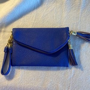 Blue wristlet  gold tone metal